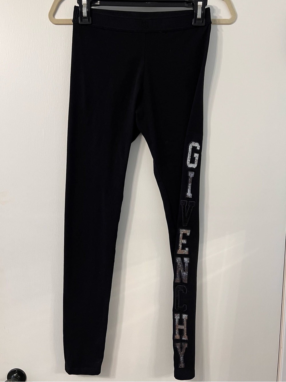 KIDS AUTHENTIC GIVENCHY SEQUIN BLACK LEGGINGS ✨